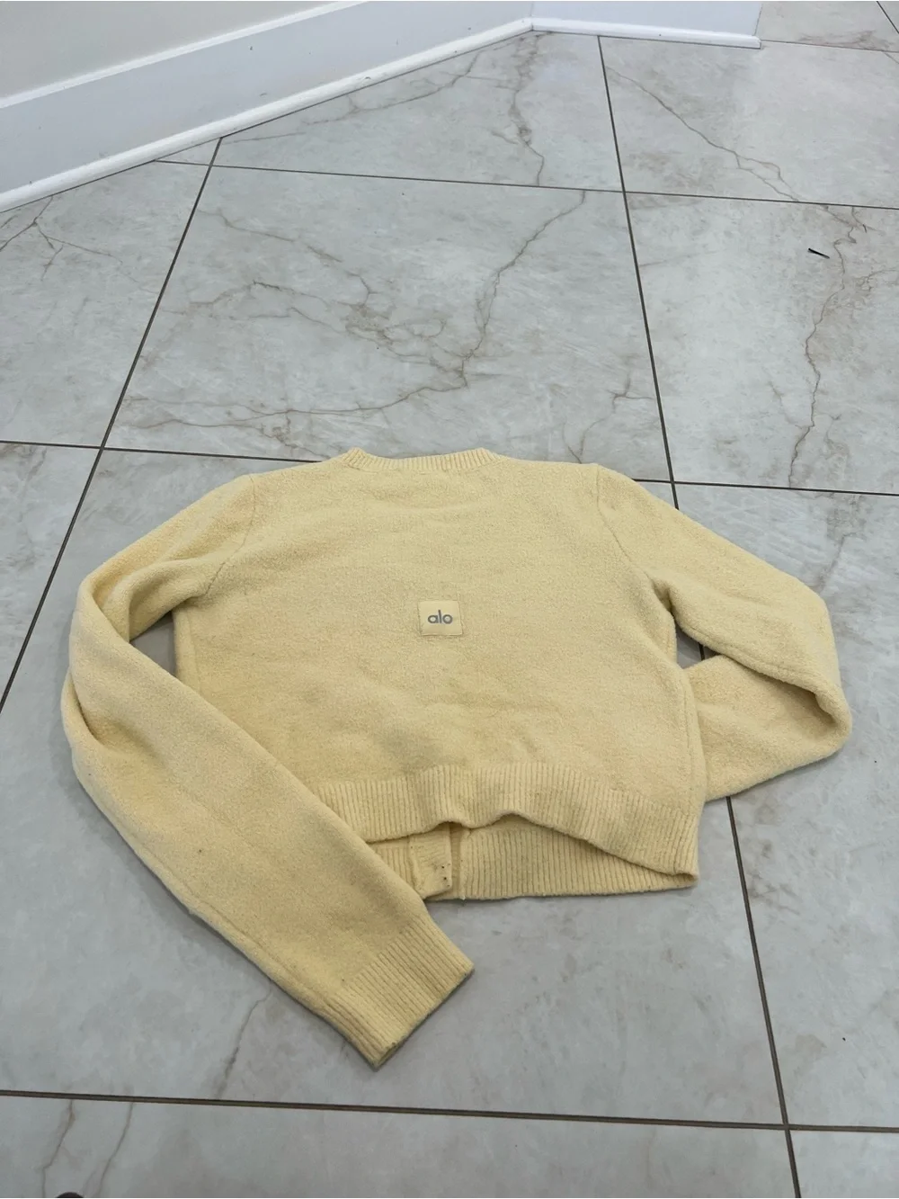 Alo Yoga Candelight Yellow Snuggle Up Sweater Set Size Small